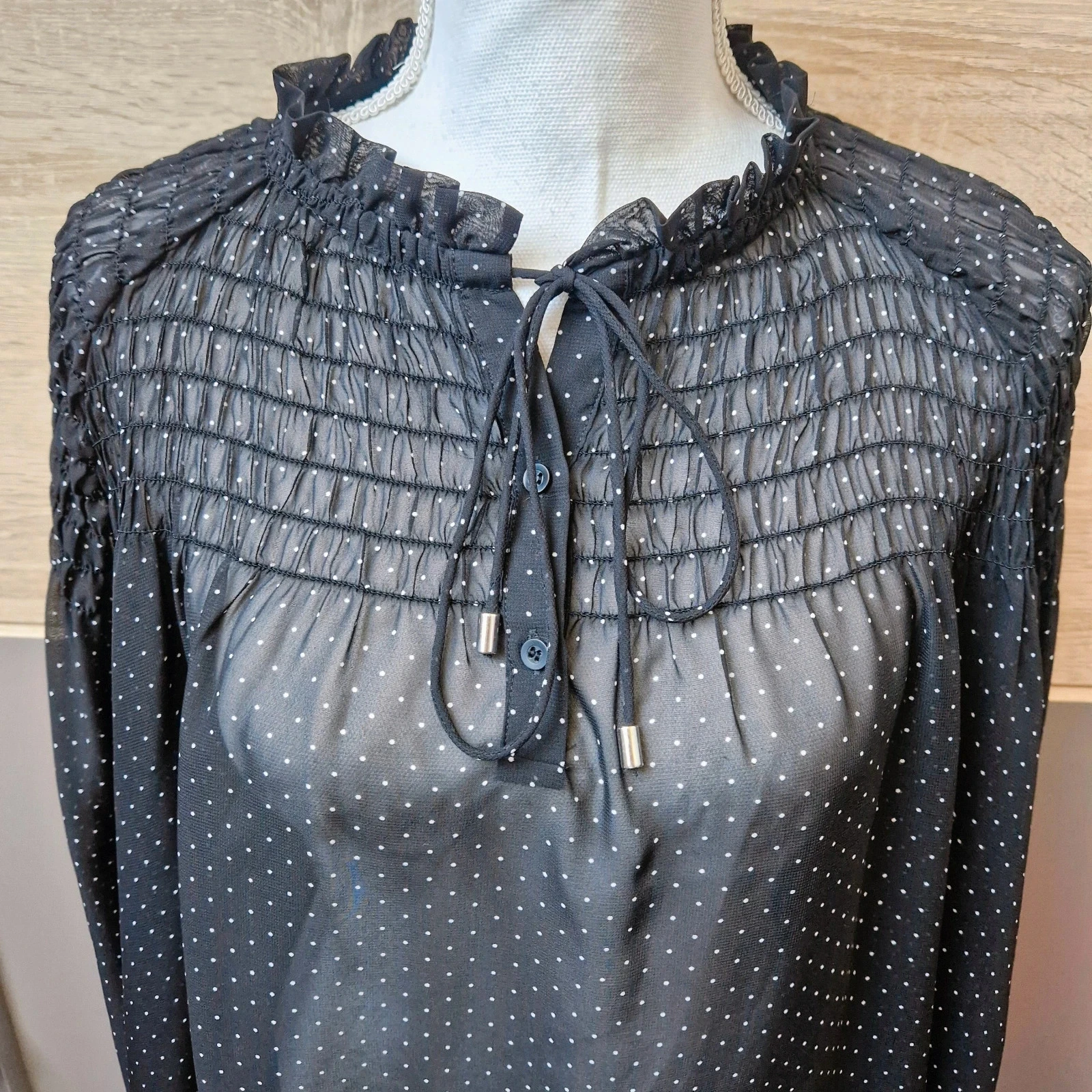 Blusa transparente con lunares – photo 2